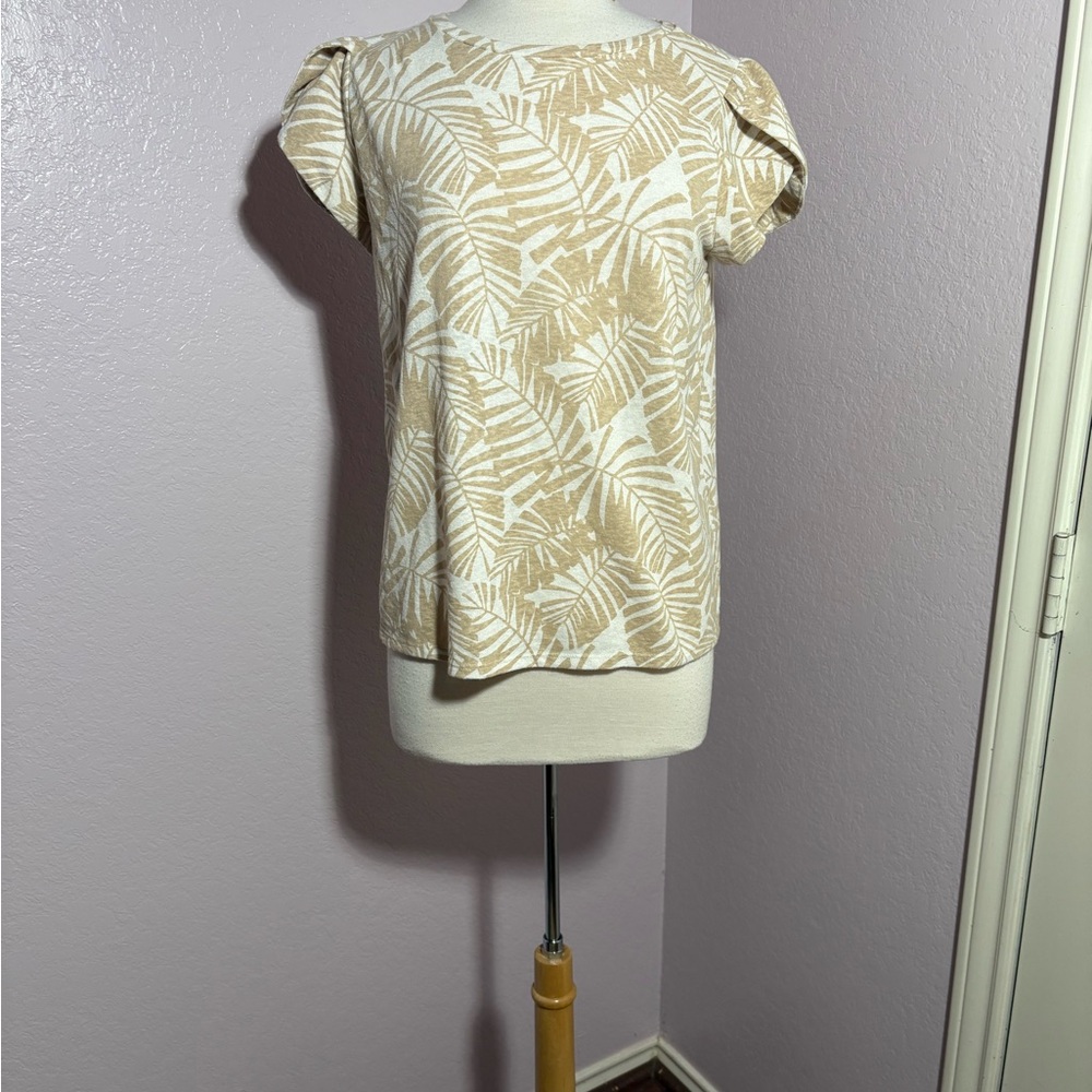 LOFT Cream and Tan Tropical Print Blouse Size Large